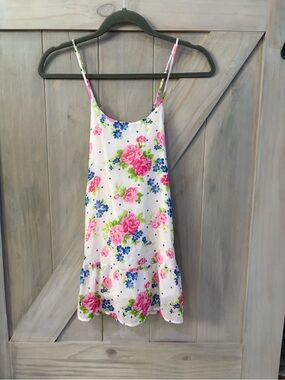 Abercrombie & Fitch Floral Sleeveless Top